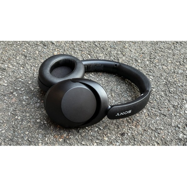 Naujps belaidės ausinės Sony WH-XB910N su triukšmo slopinimo technologija